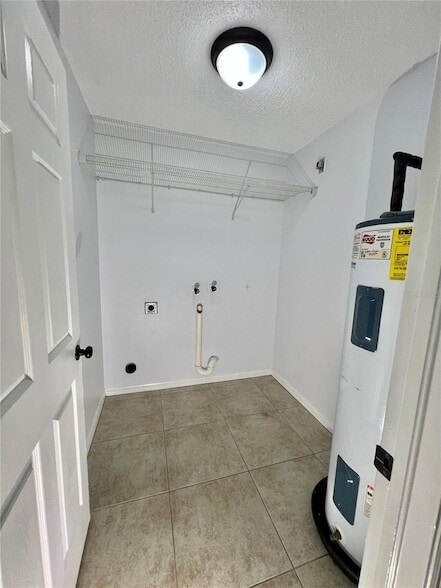 Building Photo - 7469 Pond Cir