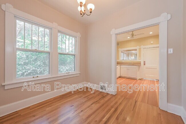Building Photo - 751 Vine St