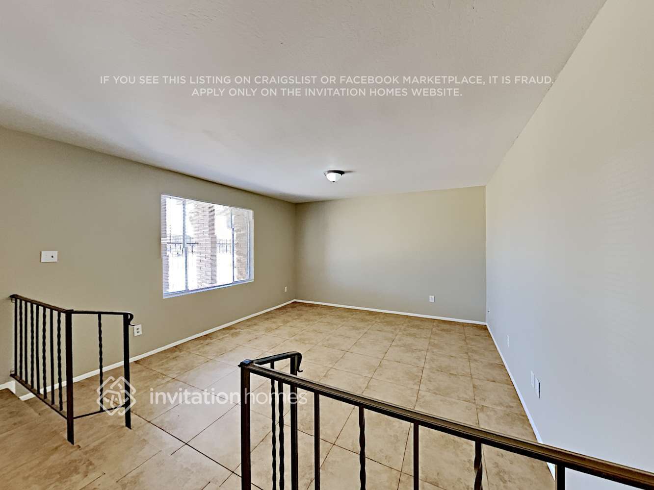 Building Photo - 3462 E Shaw Butte Dr