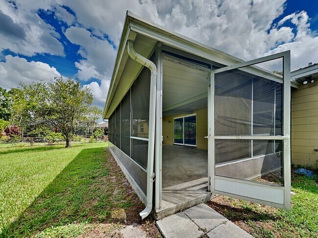 Building Photo - 2810 Bellwood Dr