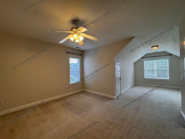 Building Photo - 10908 Connally Ln