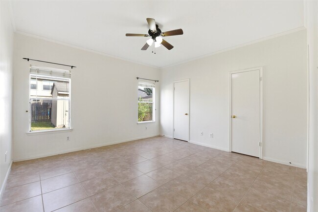 Building Photo - 14722 Trailbrook Dr