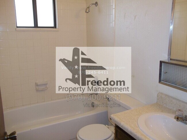 Building Photo - 496-32 1/8 32 1/8 Rd