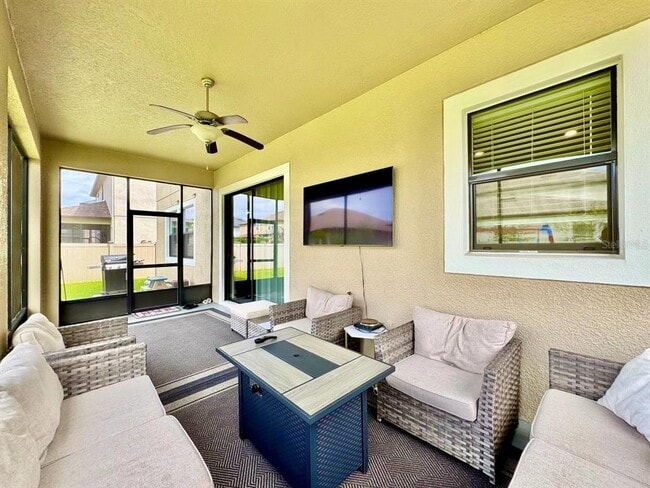 Building Photo - 2854 Hilliard Dr