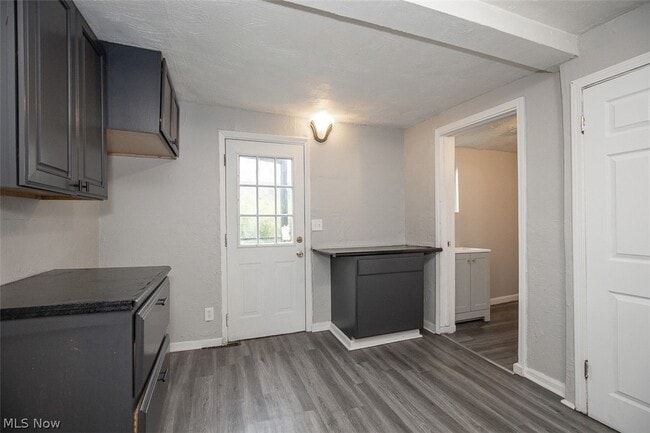 Building Photo - 3409 W 86th St