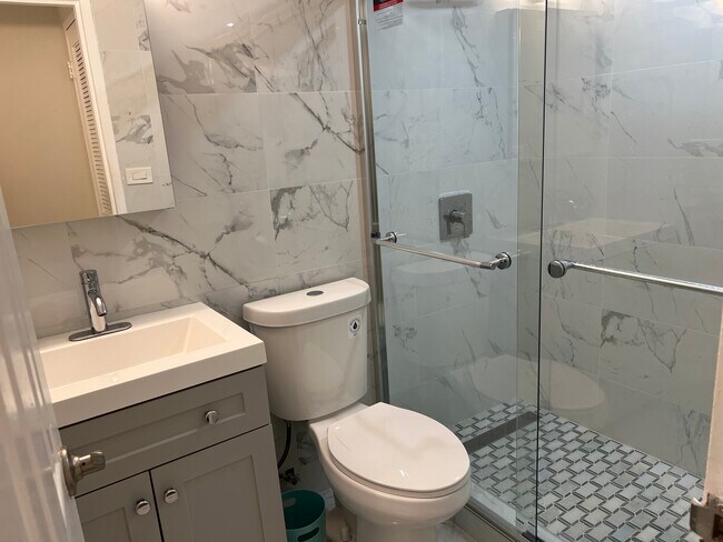 Bathroom - 1500 Bay Rd