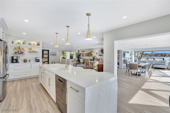 Building Photo - 236 Lagoon Ave