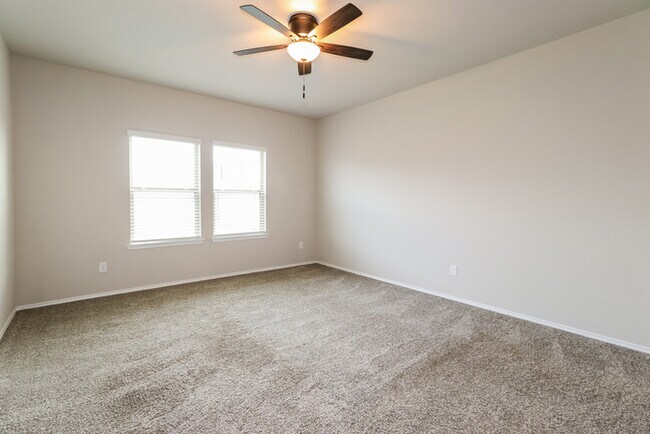 Building Photo - 20835 Olive Leaf St