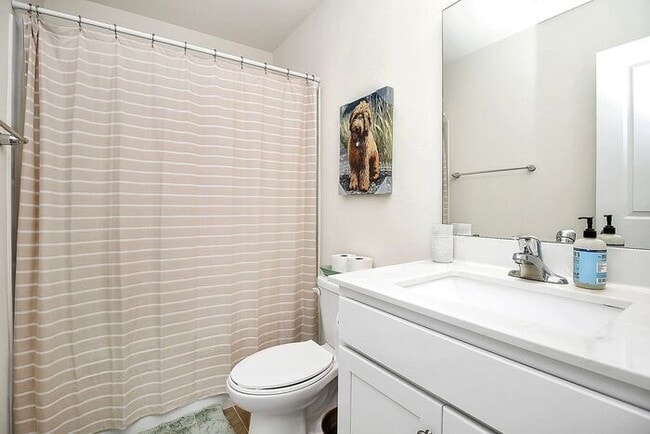 Building Photo - Beautiful Corner Lot 3BD/2.5BA w/ Fenced Yard