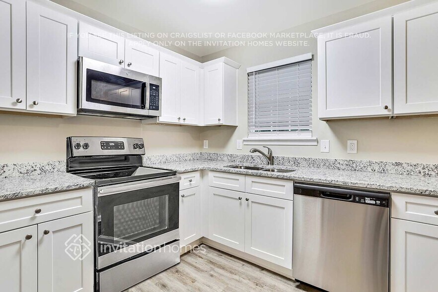 Building Photo - 6556 Willow Ln