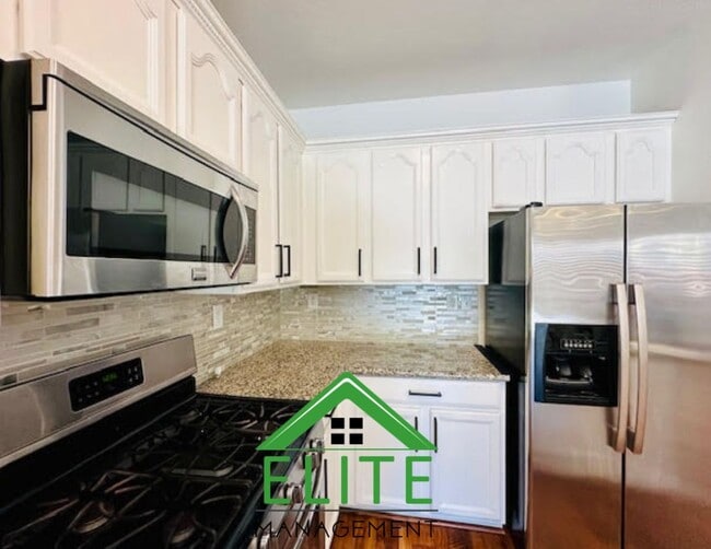 Building Photo - 2820 Jubilee Dr
