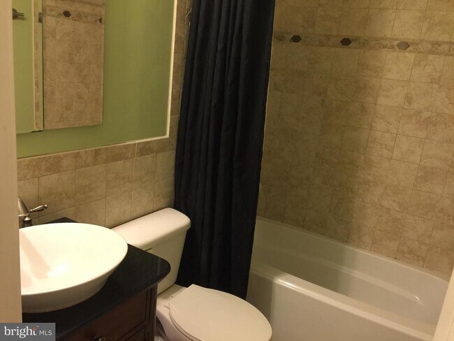 Building Photo - 13403 Poplar Woods Ct