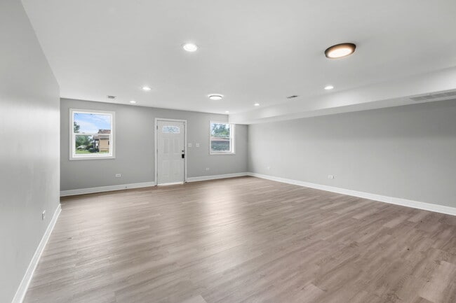 Building Photo - 43 E 145th St