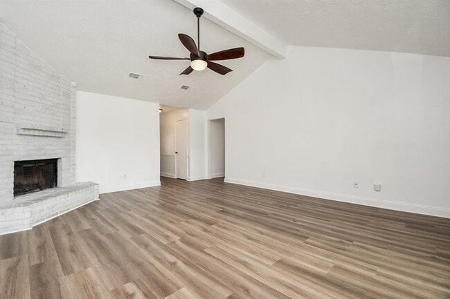 Building Photo - 6622 Kearney Dr