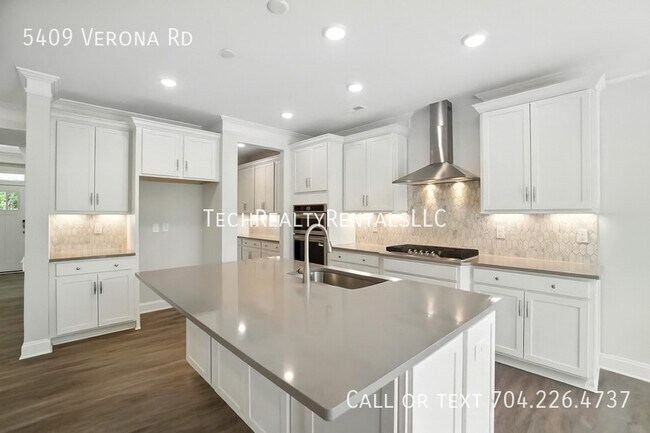 Building Photo - 5409 Verona Rd