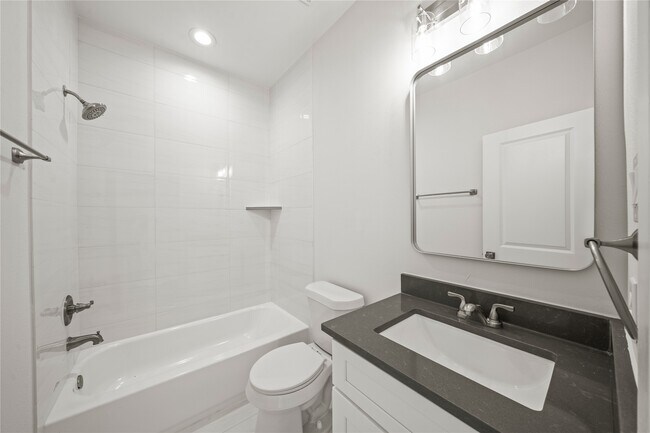 Building Photo - 4007 New Orleans St