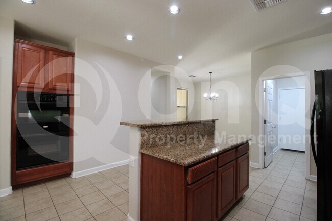 Building Photo - 22310 E Creekside Ct