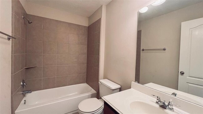 Building Photo - 4043 Tuscan Shores Dr