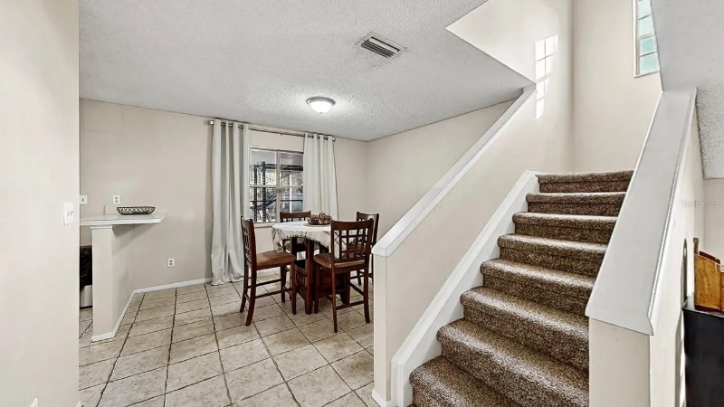 Building Photo - 8211 Volusia Pl
