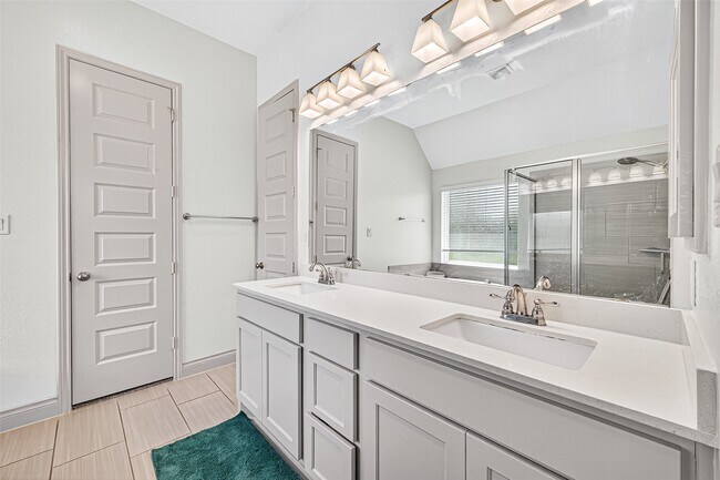 Building Photo - 3602 Lake Falls Dr
