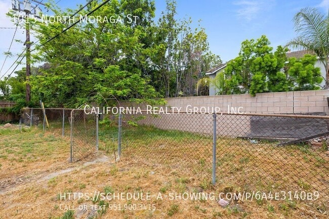 Building Photo - 1015 N Moraga St