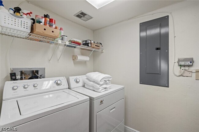 Building Photo - 4210 Steamboat Bend