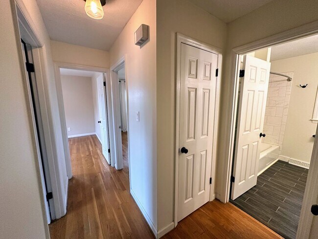 Building Photo - 1187 Devonport Cir