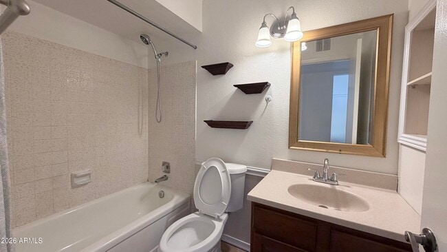 Building Photo - 4844 E Sunrise Dr