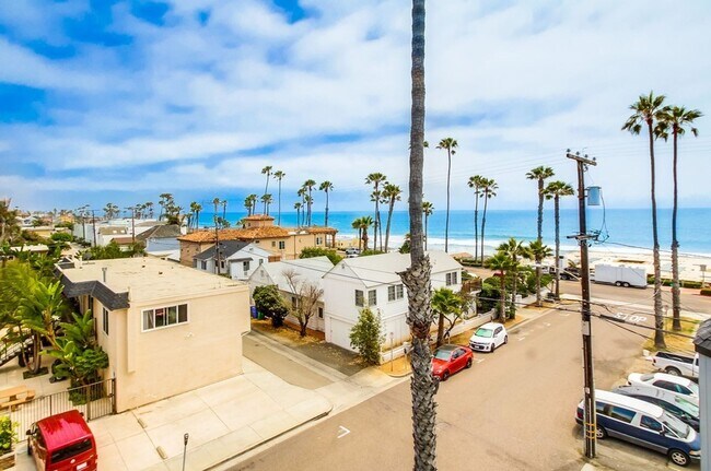 Building Photo - Furnished/ Unfurnished Beach Rental- 2 Master Suites - Roof Top Deck- Gated parking
