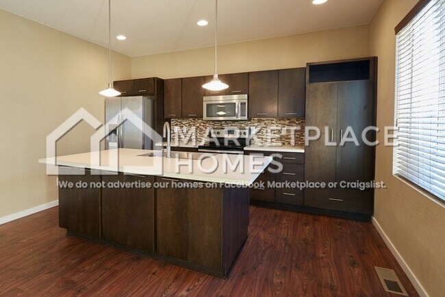 Building Photo - 10711 Truckee Cir