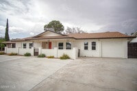 Building Photo - 11025 Tom Weiskopf Dr