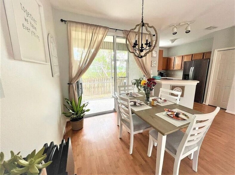 Building Photo - 10946 Black Swan Ct