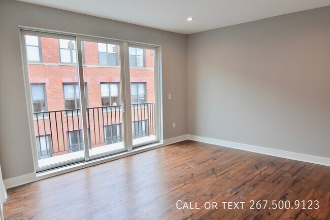 Building Photo - 330 Cambridge St