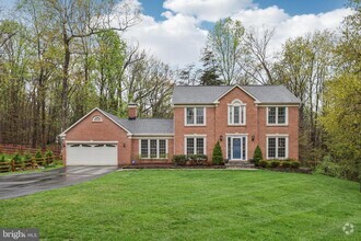 Building Photo - 2912 Oakton Ridge Cir