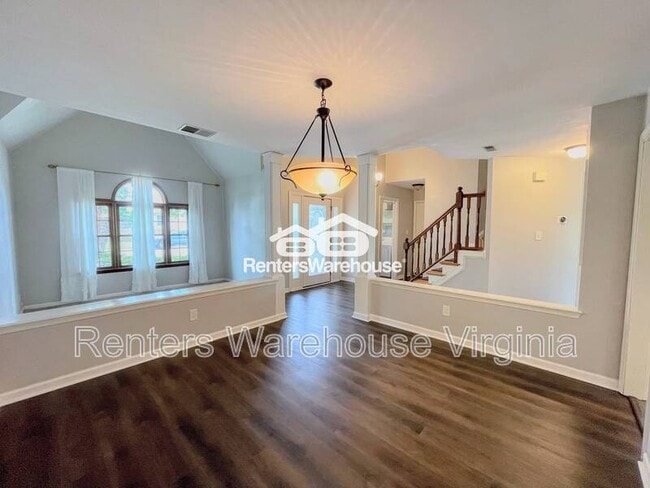Building Photo - 2045 Cheshire Forest Ct
