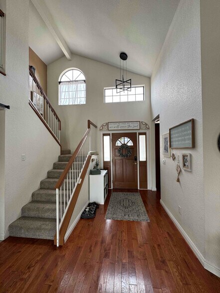 Building Photo - 4859 E Dallas Cir