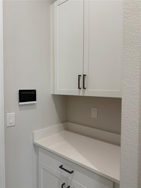 Building Photo - 4545 Mondrian Ct