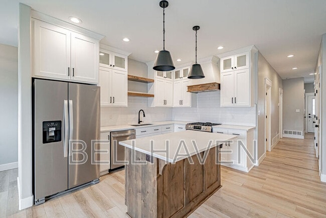 Building Photo - 1483 Fremont Ave