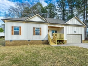 Building Photo - 208 Wheeler Ave