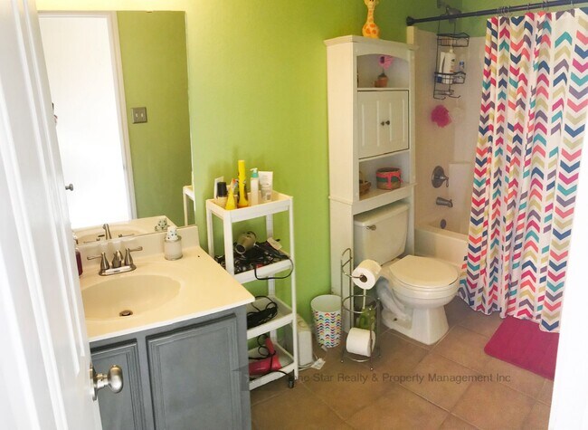 Building Photo - 4-Bedroom House for Rent in Harker Heights