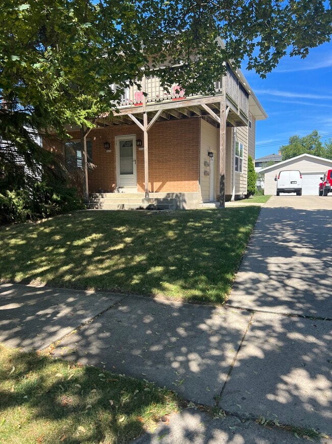 Primary Photo - 9022 W Tripoli Ave