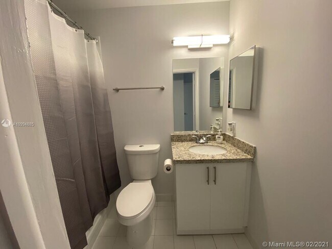 Building Photo - 312 NW 114th Ave