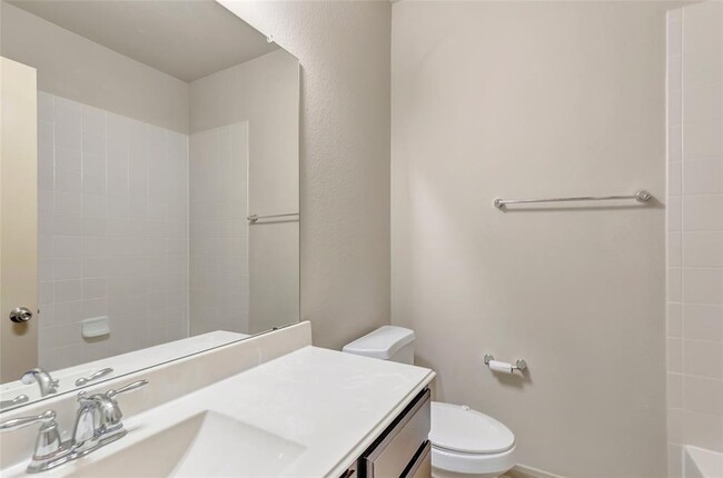 Building Photo - 17010 Colt Creek Ct