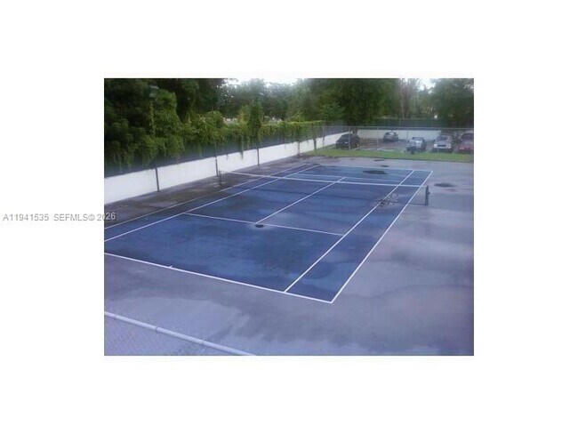 Building Photo - 482 NW 165th St