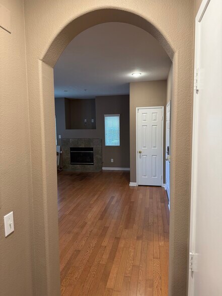 Building Photo - 26466 Arboretum Way