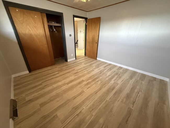 Building Photo - 42 Old US Hwy 91