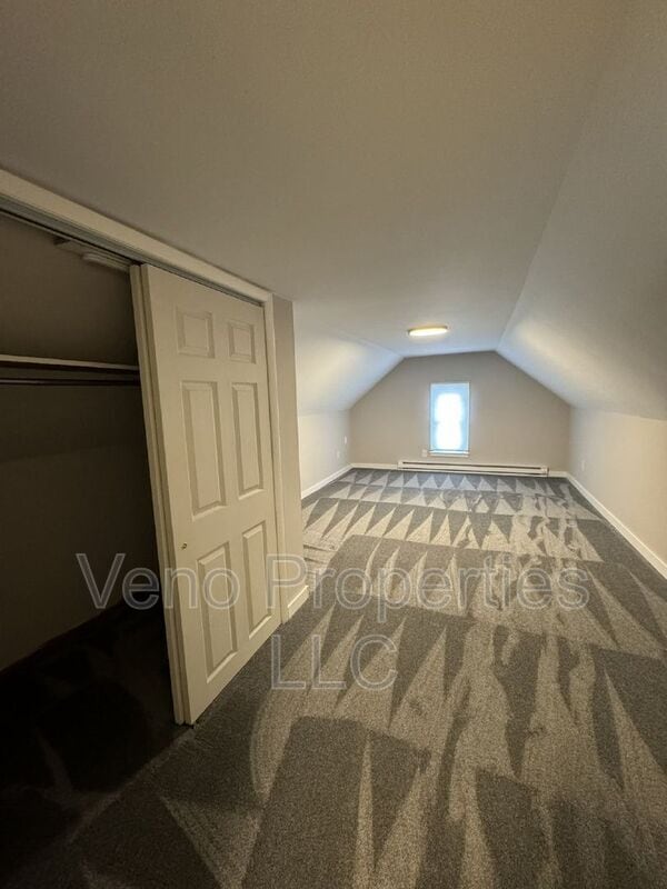 Building Photo - 25 William St