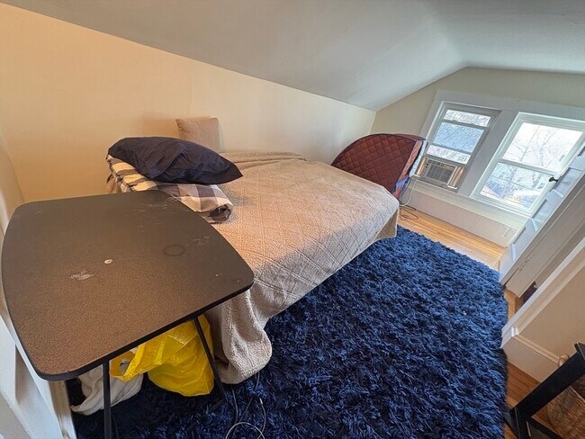 Building Photo - 11 Channing Rd