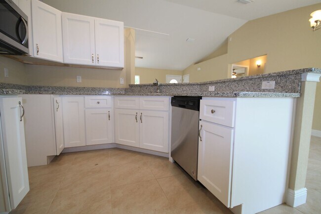 Building Photo - Beautiful 3 Bd/2Ba in Ocala!!