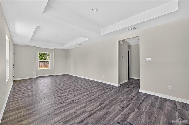 Building Photo - 917 N 9th St